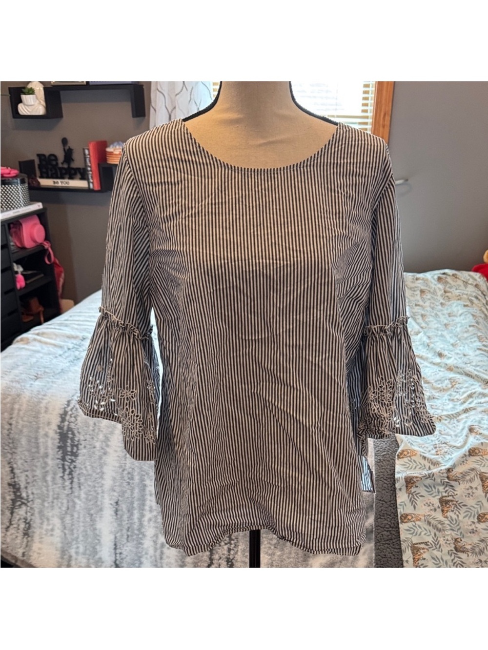 Bundle of 4 size 1x blouses - Picture 5 of 13